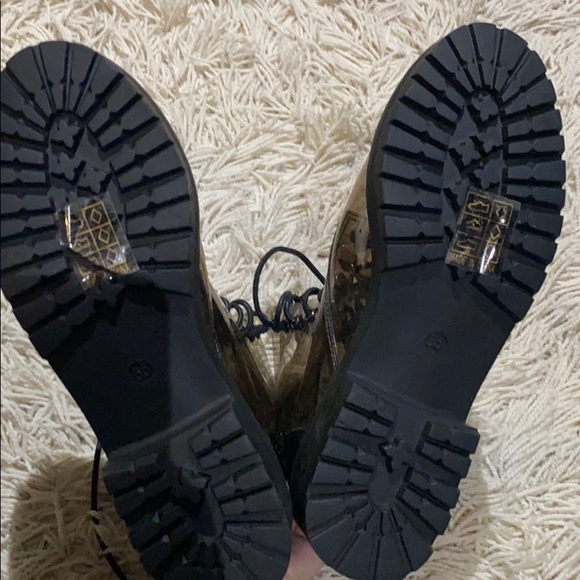 Combat boots - Picture 2 of 3